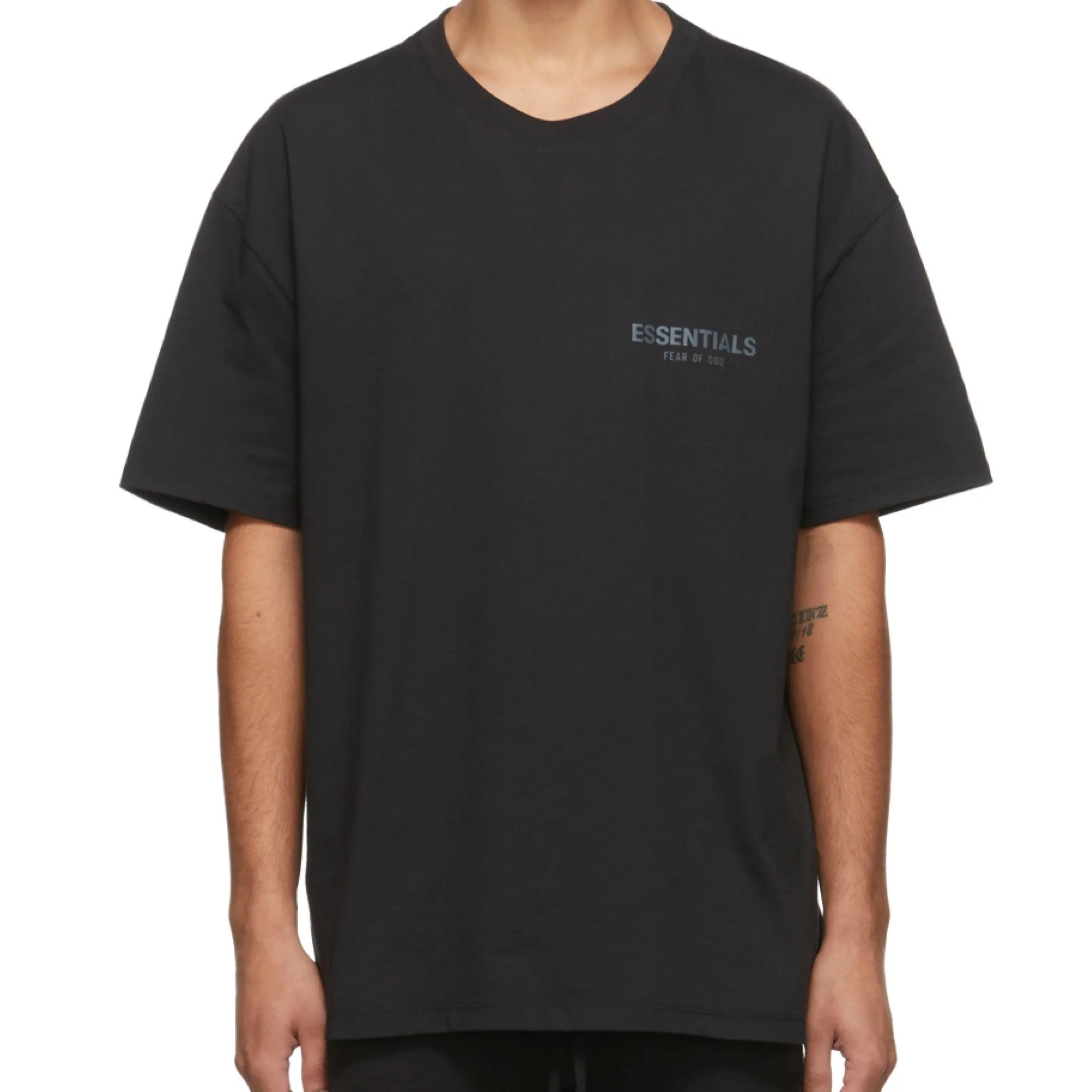 FEAR OF GOD Essentials Reflective Chest Logo Tee Black