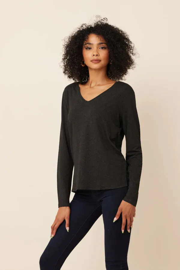 Soft Touch Semi Relaxed V-Neck w/ Side Slits in Anthracite Chine